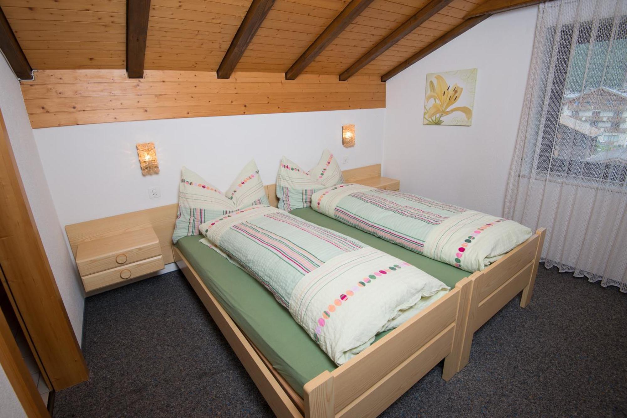 Ferienhaus Adonis Saas-Grund Camera foto