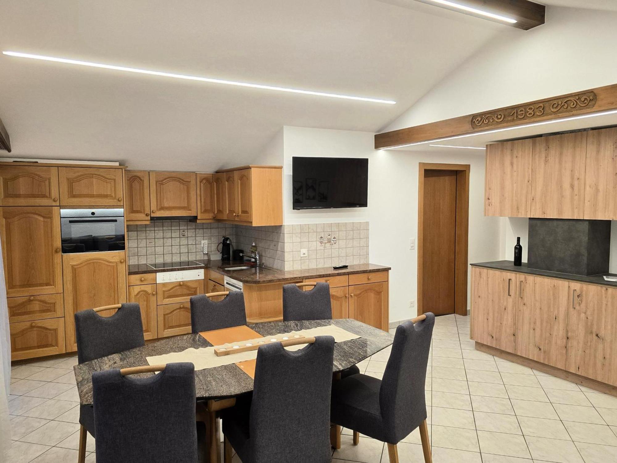 Ferienhaus Adonis Saas-Grund Esterno foto