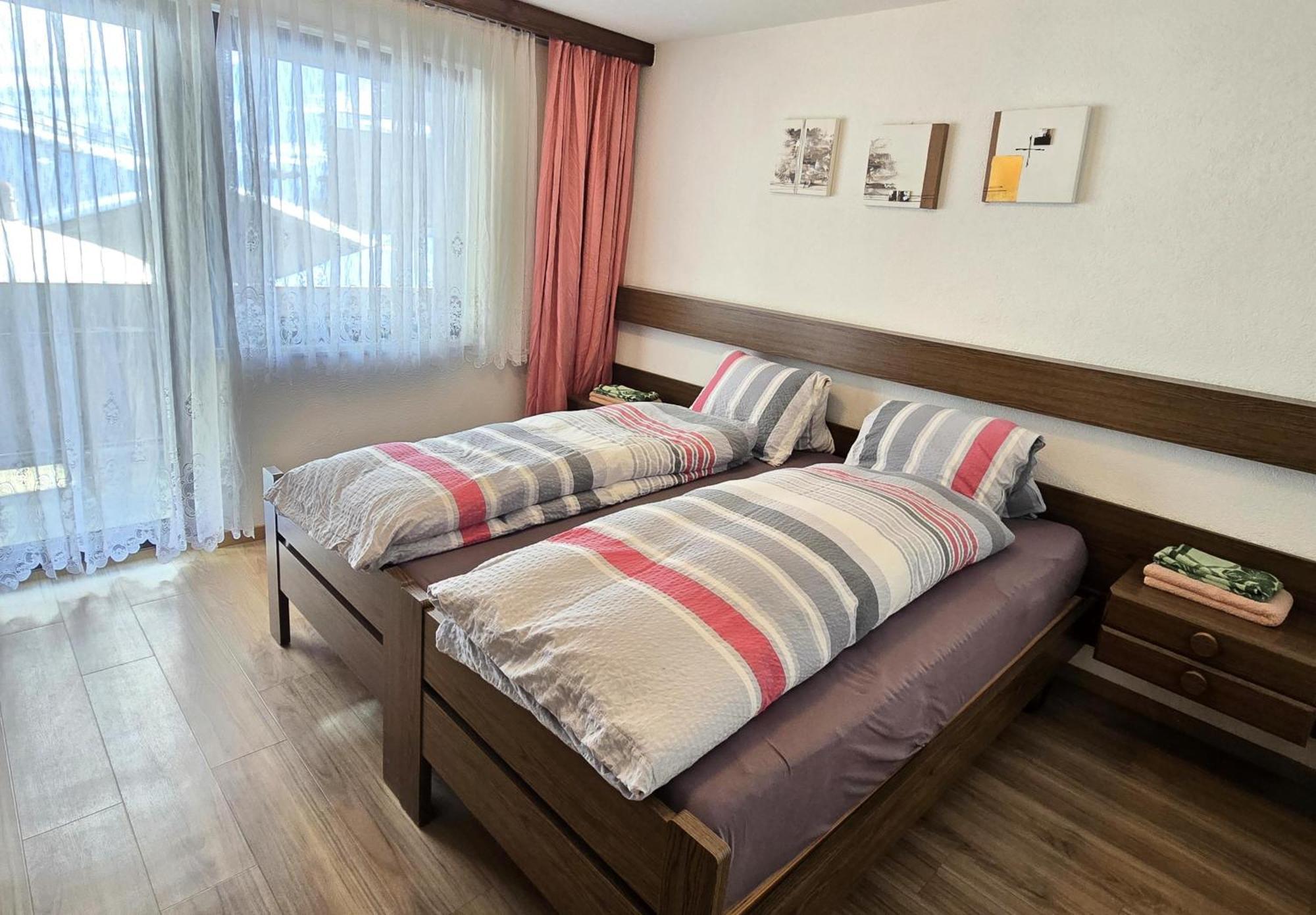 Ferienhaus Adonis Saas-Grund Camera foto