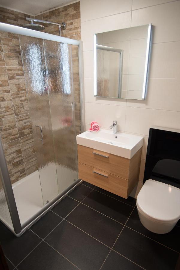 Ferienhaus Adonis Saas-Grund Esterno foto
